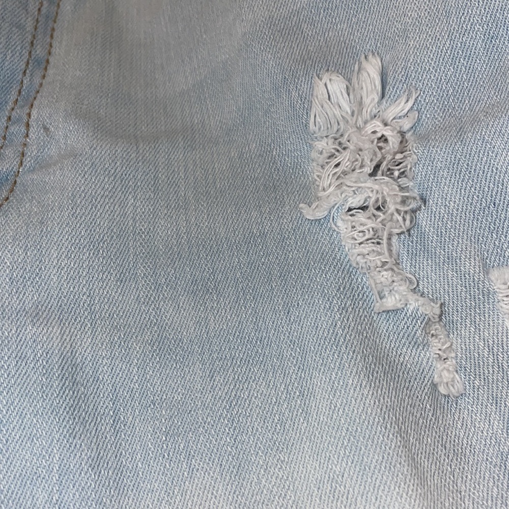 Lightwash Ripped Skinny jeans - Picture 3 of 5